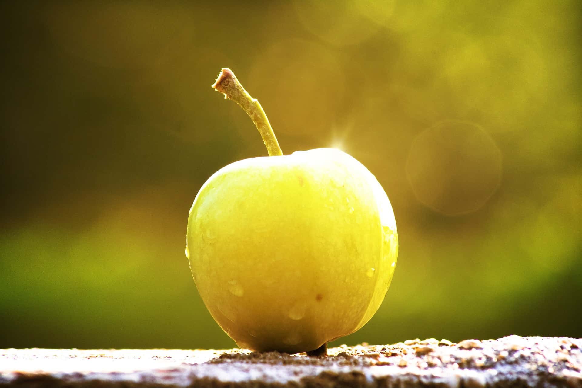 تصدیر و فوائد انواع التفاح الأصفر على الريق