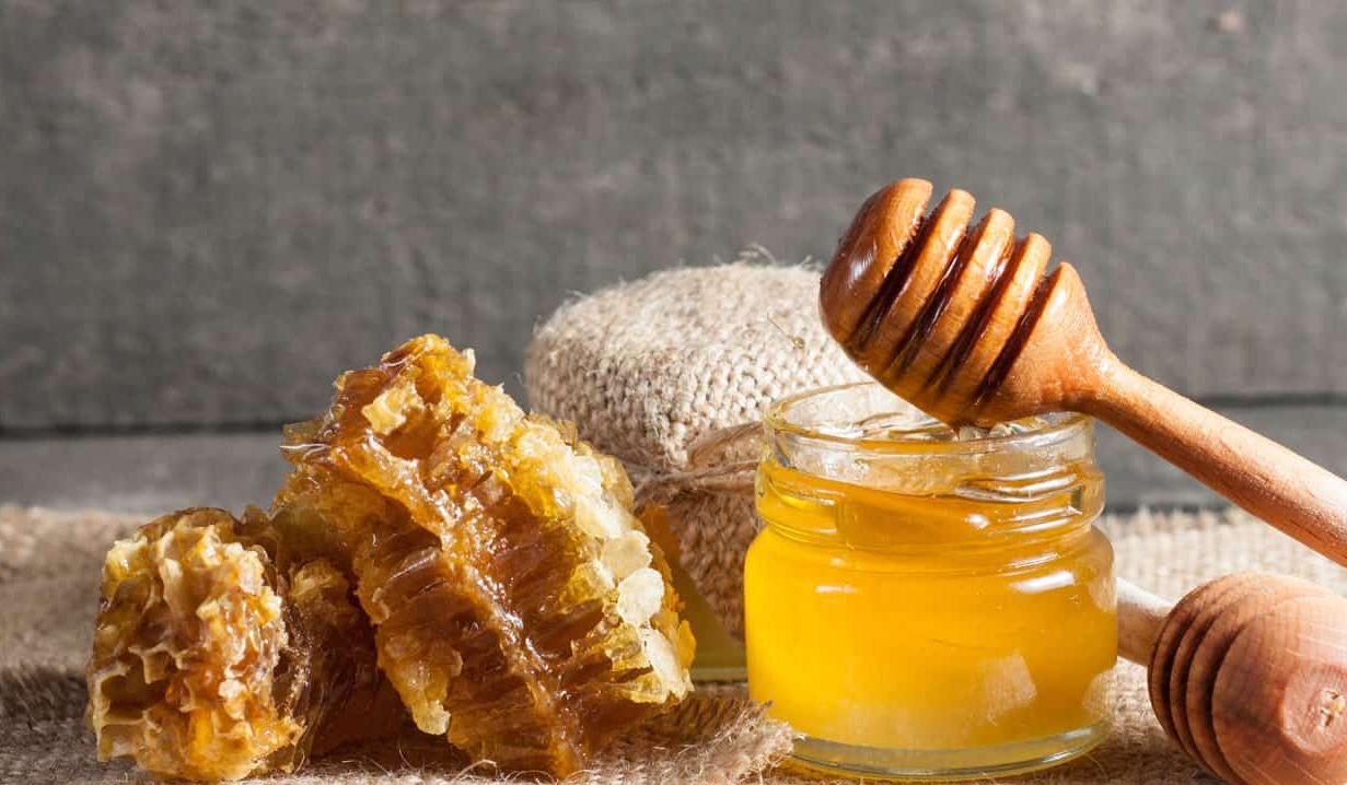 فوائد و سعر عسل مانوكا النيوزلندي