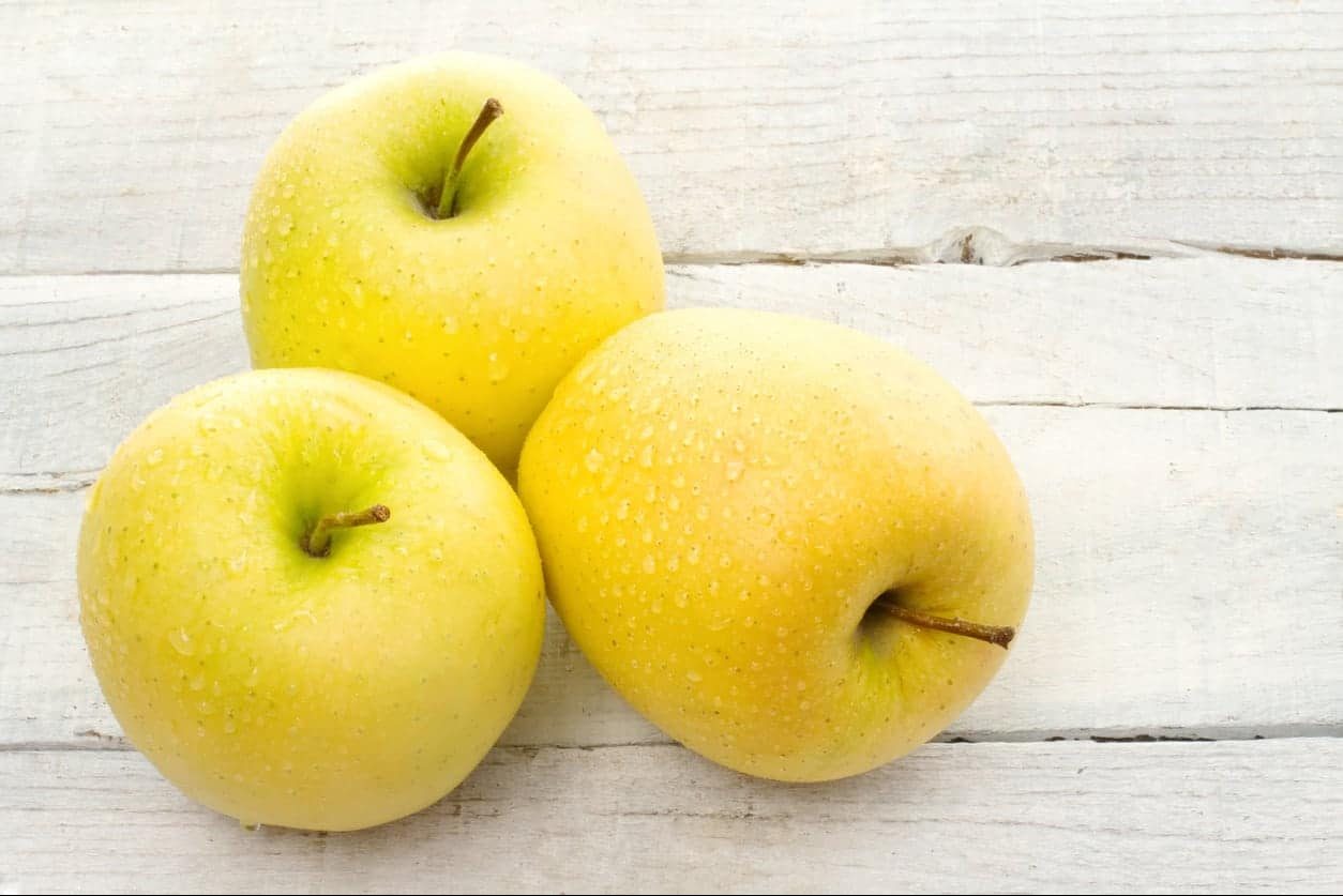 اسعار و فوائد التفاح الأصفر للرجيم و السکری