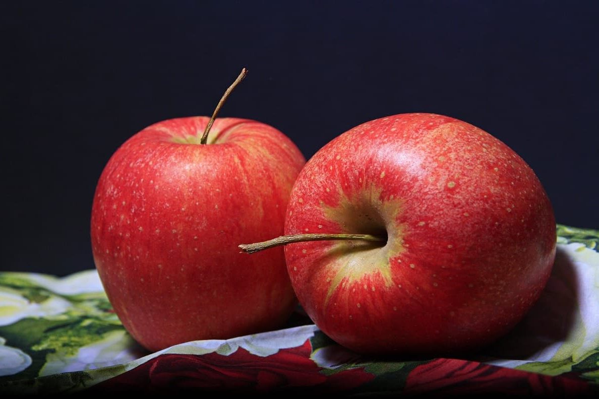 تخزين التفاح خارج الثلاجة
