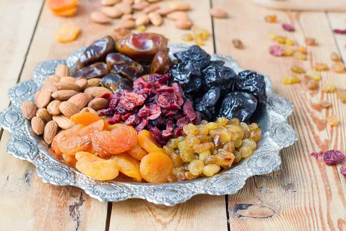 الفواكه المجففة في الجزائر؛ الزبيب التمر الخوخ التين المشمش dried fruit