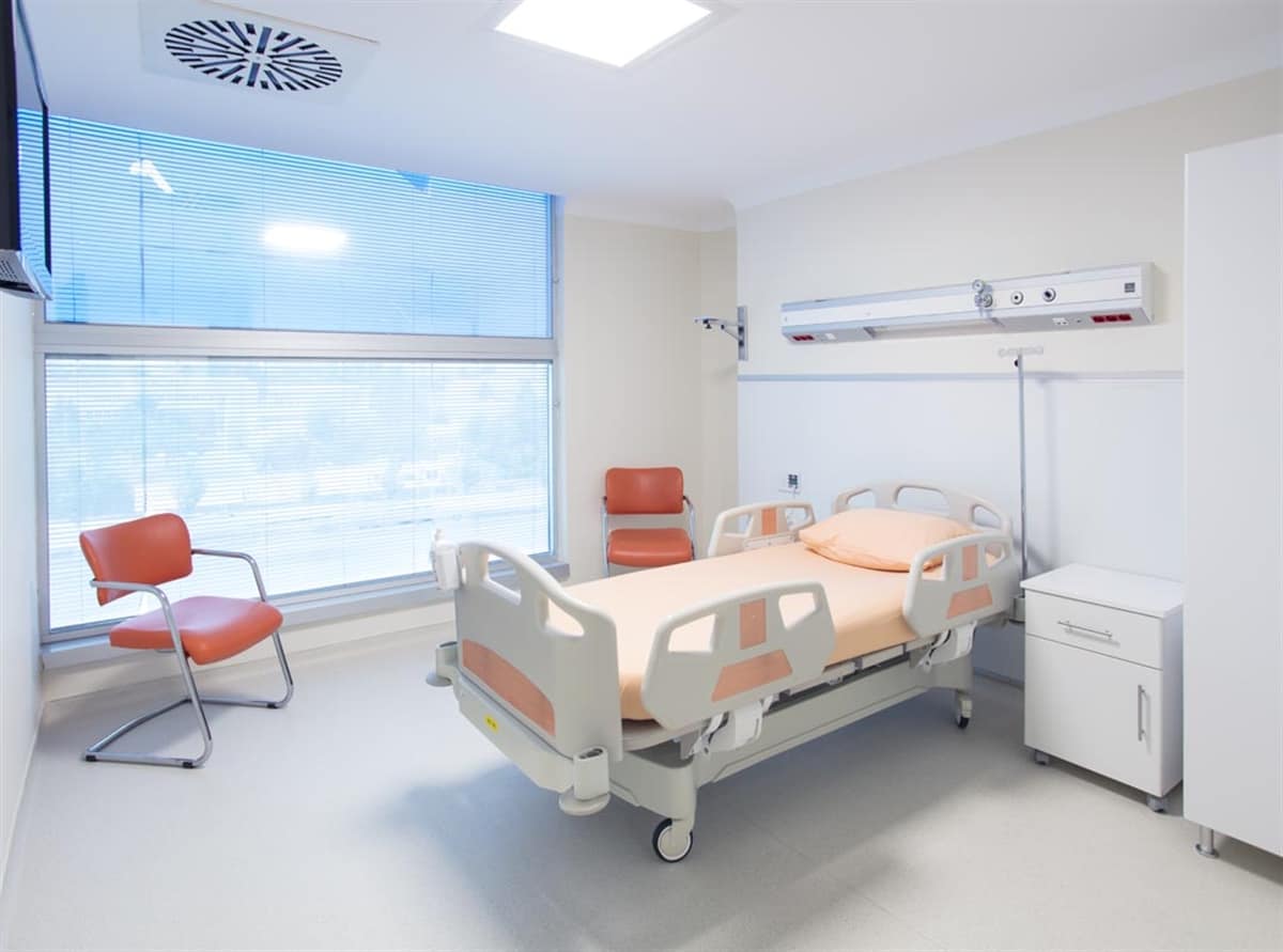 سرير العناية المركزة؛ كهربائي قابل للطي Hospital bed