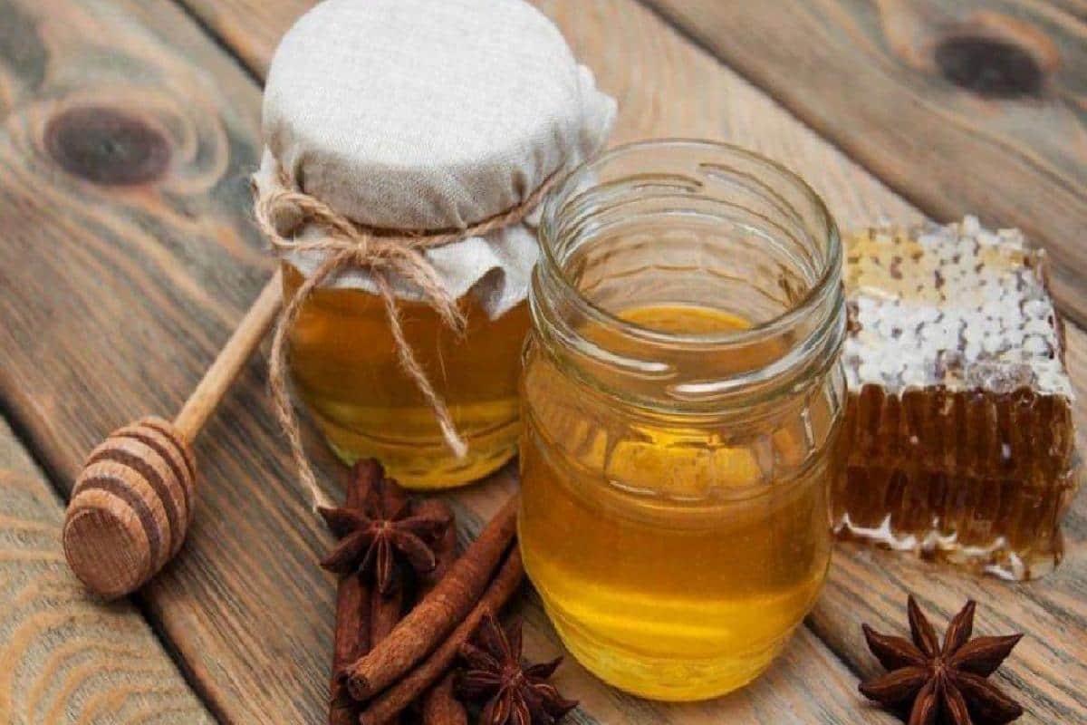العسل الطبيعي في تركيا؛ مضاد للتشنج يخلق غشاء واقي حول الحلق
