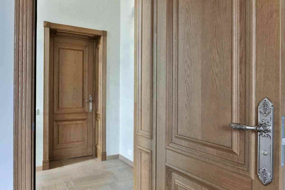 باب قشرة سنديان؛ بني أبيض أنيقة شعبية المدخل الغرف