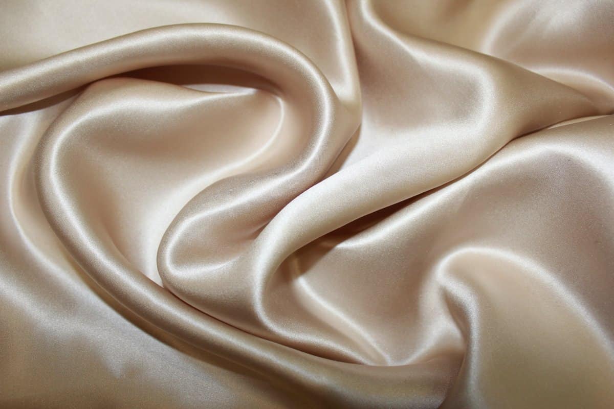 قماش الحرير الطبيعي (نسيج) رقيق خيوط رفيعة لامعة ملابس السهرة