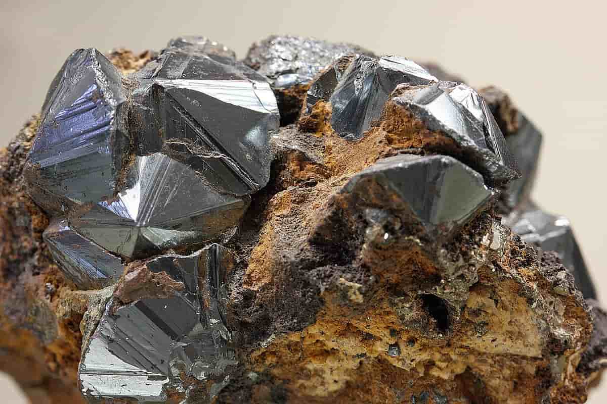 حجر الهيماتيت الخام؛ منتجي مزيج الحديد الأكسجين صناعة الأسمنت