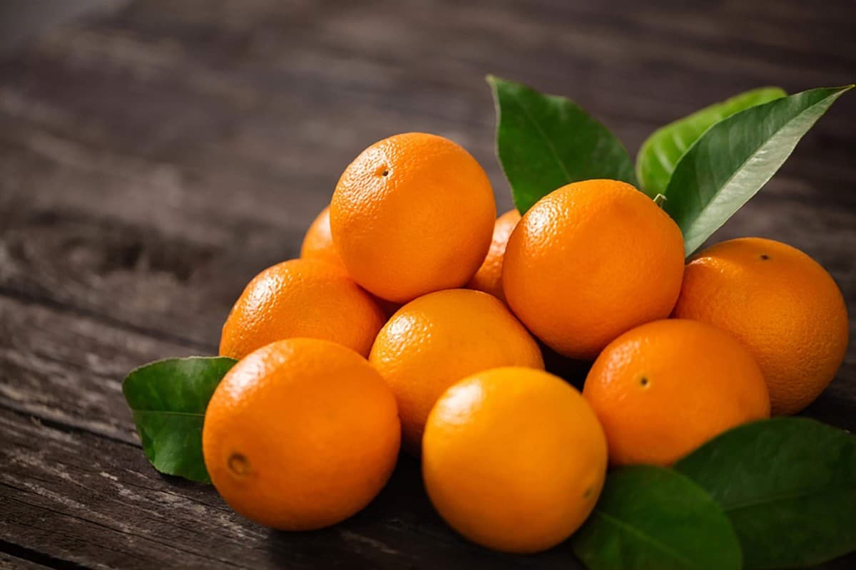 البرتقال في السوق