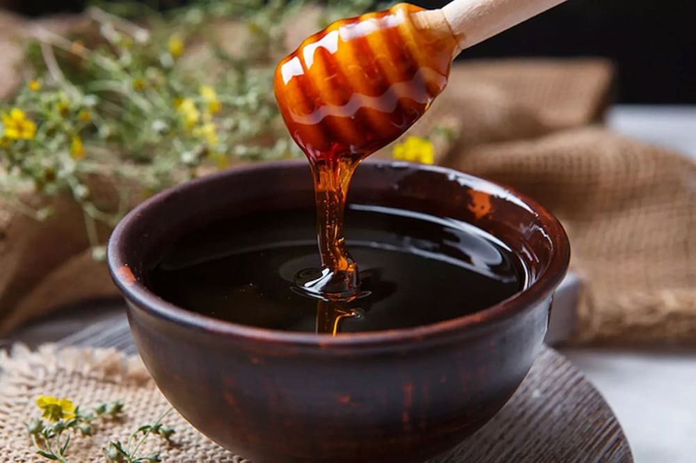 العسل الأسود مفيد لمرضى السكر