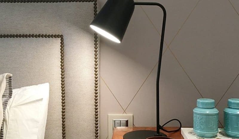 مصباح مكتبي