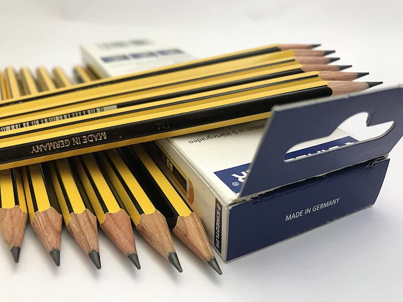 قلم رصاص اصلي