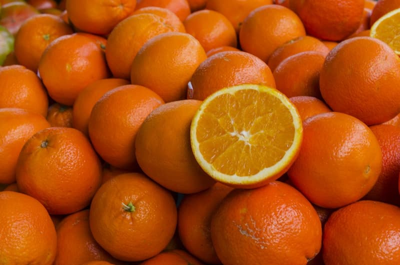 سعر طن البرتقال عالميا