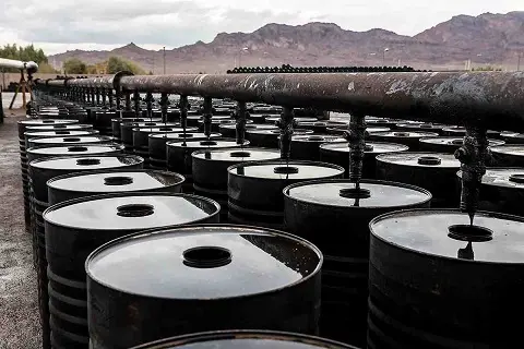 Kauf von Bitumen in Fässern, FOB-Lieferung in iranischen Häfen