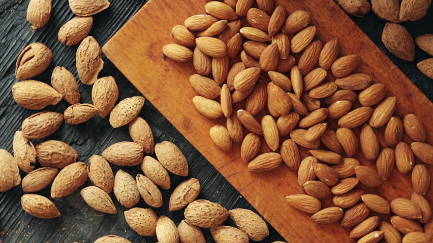 the purchase price of almonds tree + advantages and disadvantages