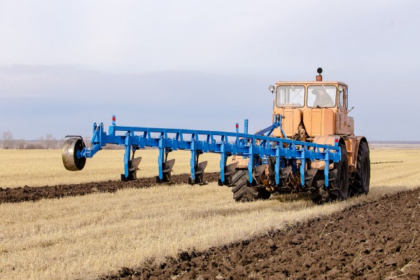 Buying the latest types of Agricultural Machinery from the most reliable brands in the world