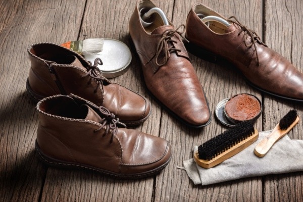 Buying Natural Leather Shoes for men + best price