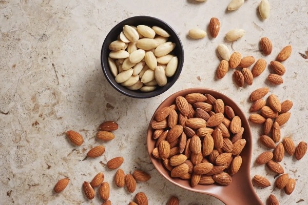 Different Kinds of Almond and Its Best Types