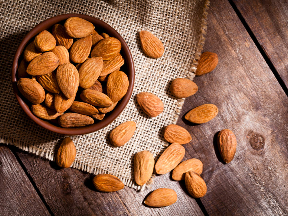 Buy the latest types of Mamra almonds 1 kg