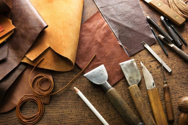 Buy the Latest Types of Raw Leather at a Reasonable Price