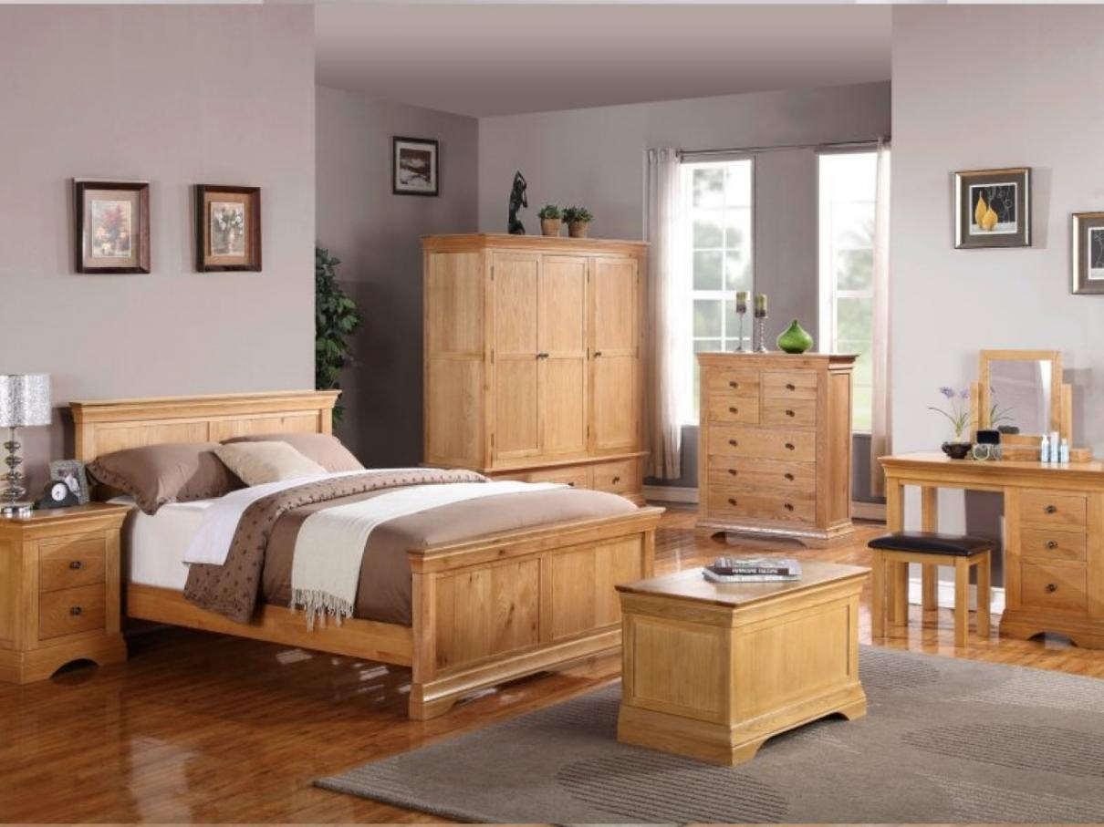Buy new Oak bedroom furniture designs + great price