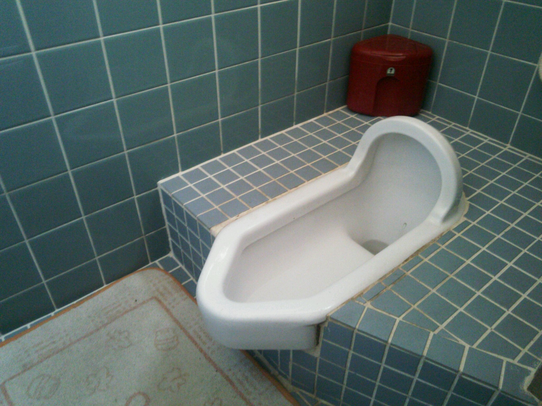 The price of squat pan toilet from production to consumption