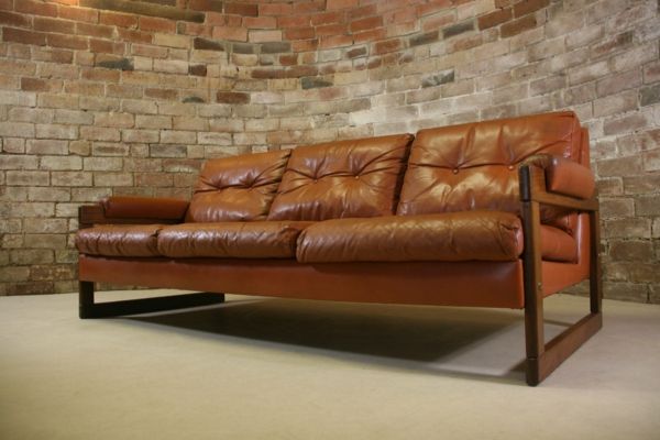Buy the latest types of leather sofa bed