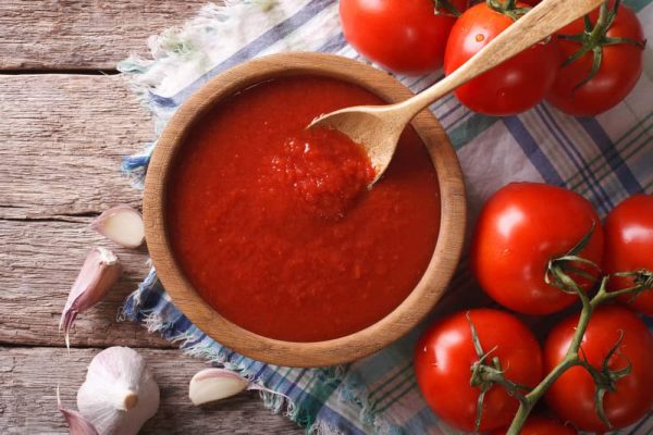 Tomato paste brands Cento Amore Contadina