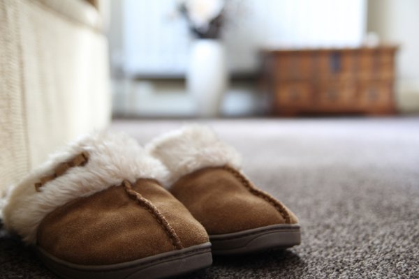 what is mule slippers  + purchase price of mule slippers