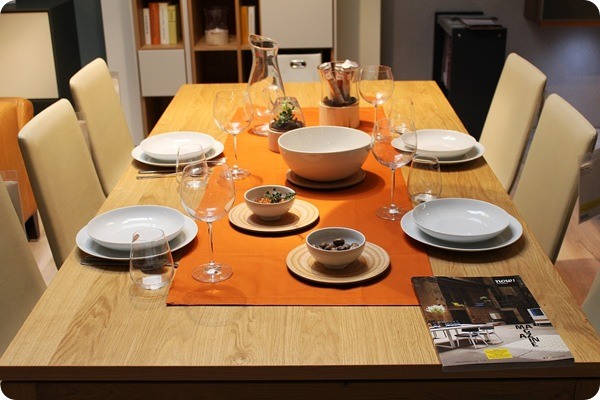 Introducing modern dining table png + the best purchase price