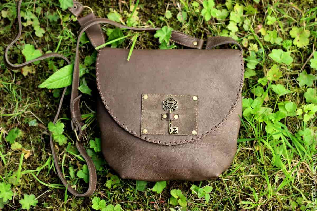 Introducing handmade leather bags + the best purchase price
