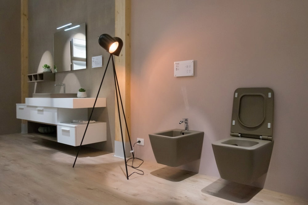 Buy All Kinds of sitting toilet At The Best Price