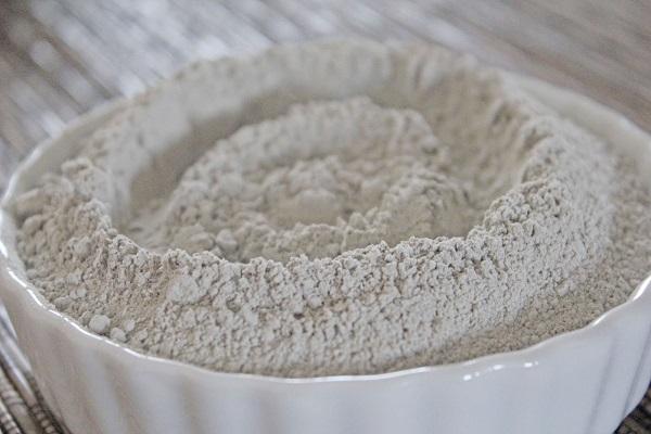 Introducing bentonite clay lead  + the best purchase price