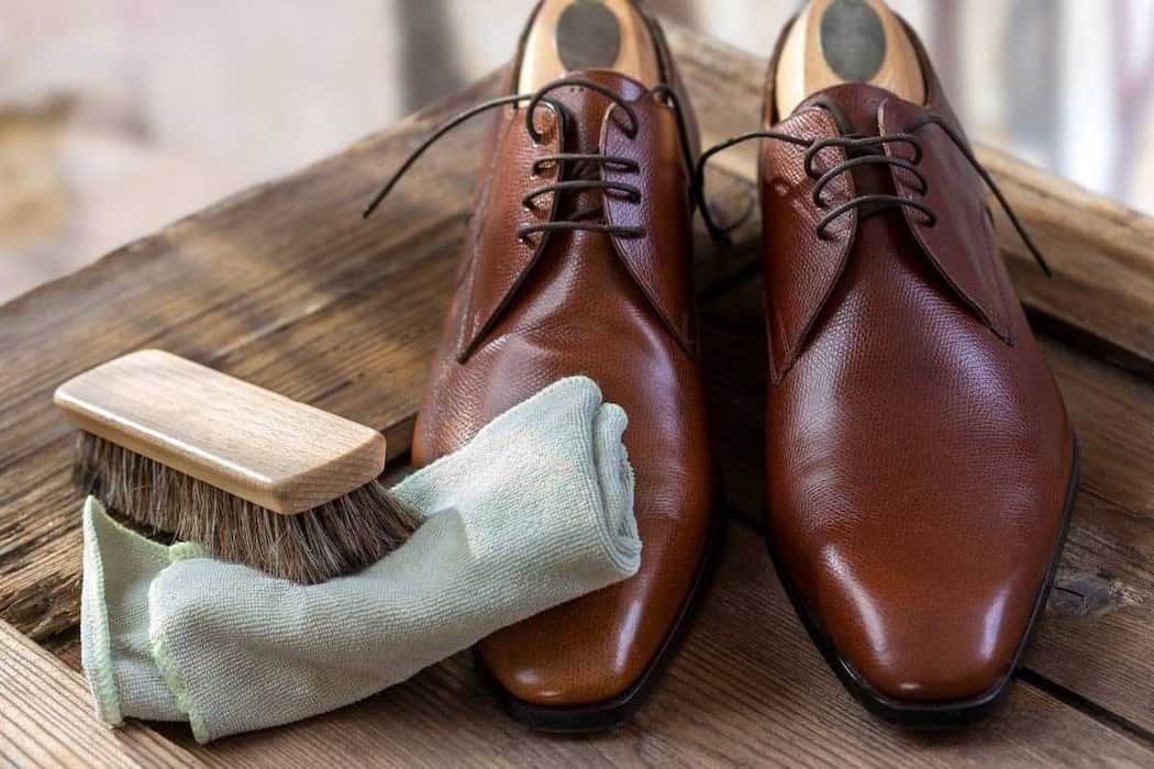 how to make stiff leather shoes soft + new