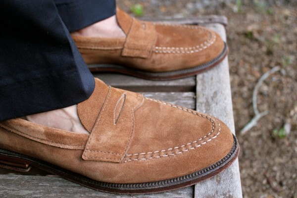 how to clean soft suede leather shoes