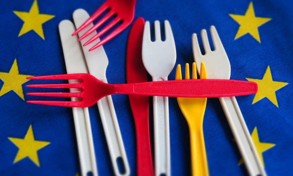 Buy plastic cutlery packets  types + price
