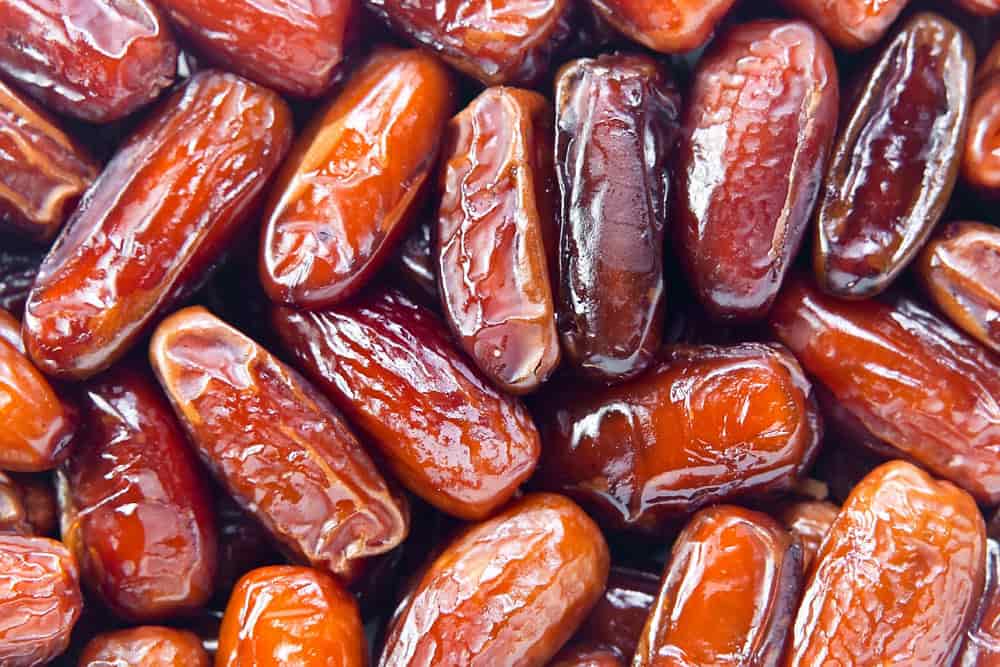 Iraqi zahidi dates Price + Wholesale and Cheap Packing Specifications