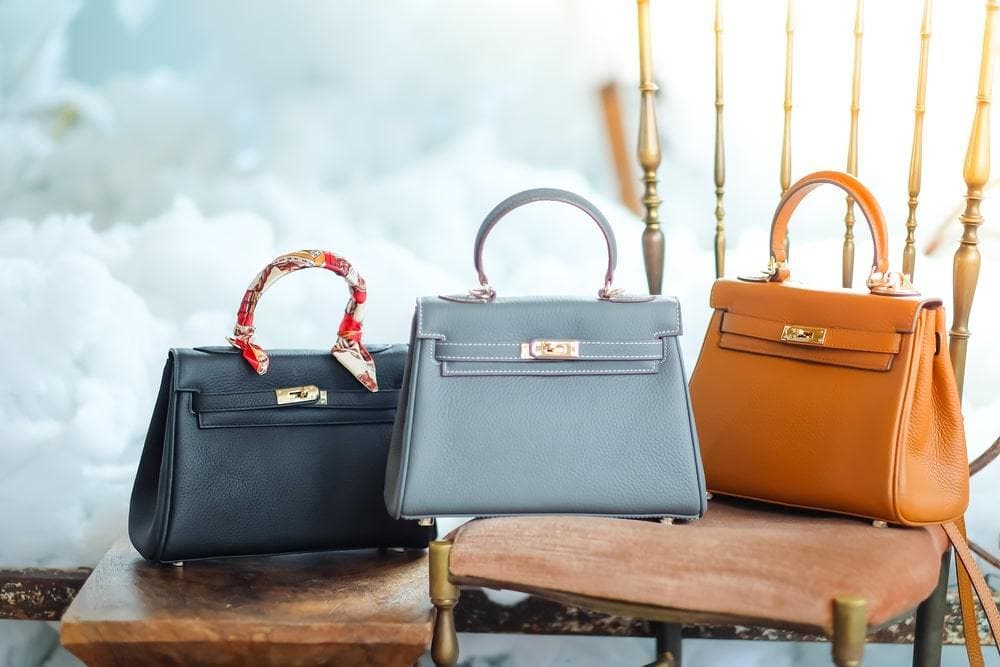 Purchase And Day Price of Leather Handbags On Sale