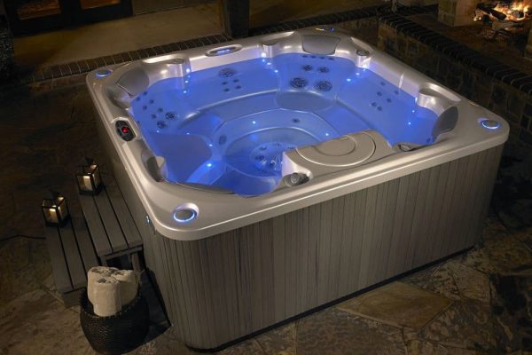 what is acrylic hottusbs  + purchase price of acrylic hottusbs