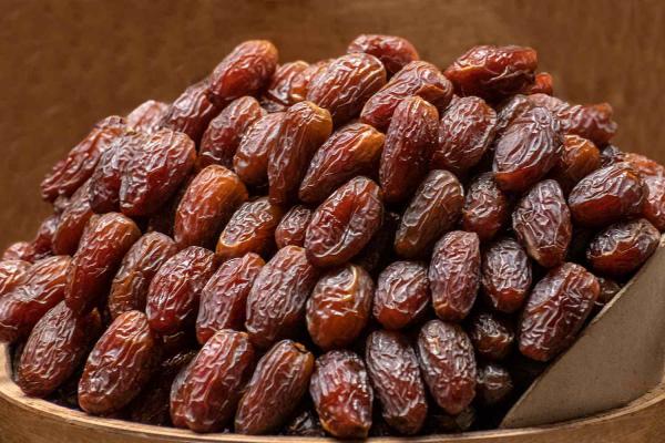 Price and Buy Piarom semi dried dates + Cheap Sale