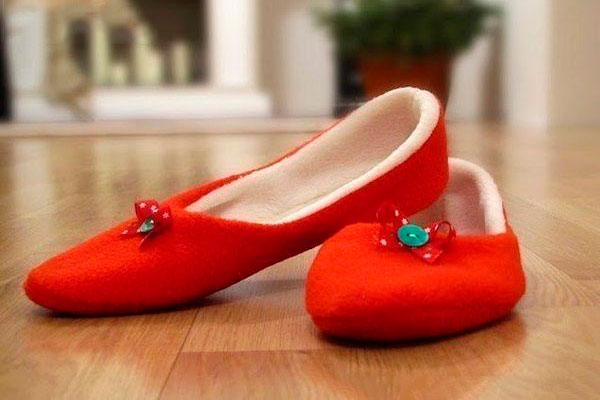Indoor slippers for ladies Buying Guide + Great Price