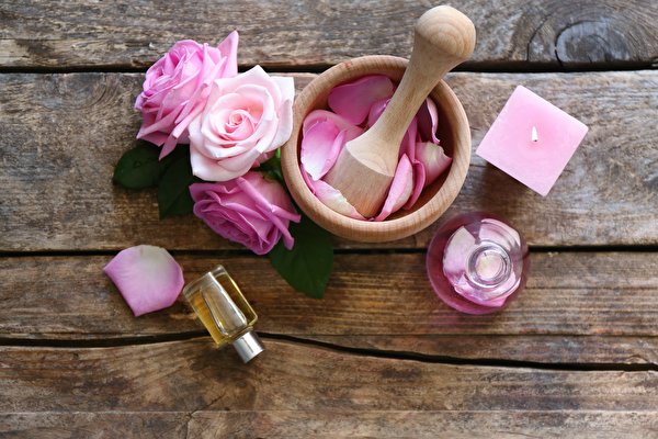 Buy rose oil | Selling All Types of rose oil At a Reasonable Price