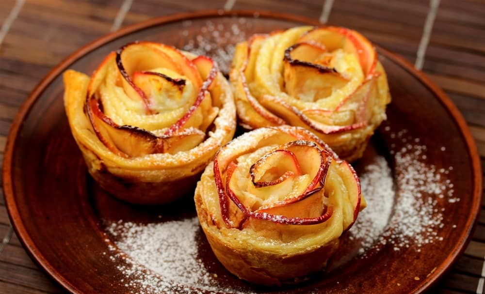 what is apple pastry  + purchase price of apple pastry
