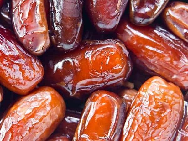 Buy the best types of saudi date at a cheap price