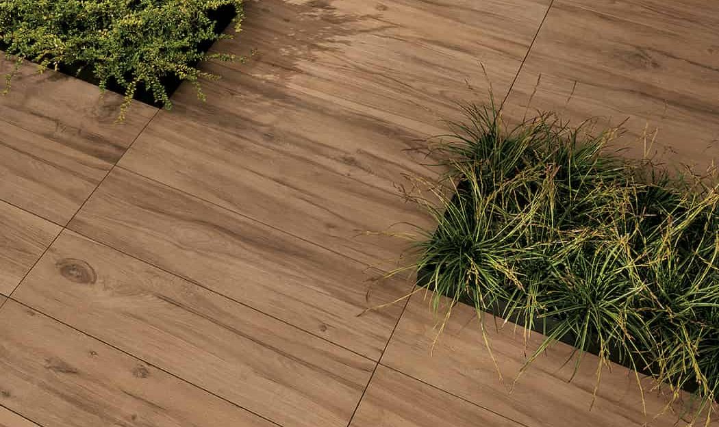 Introducing wood effect tiles + the best purchase price