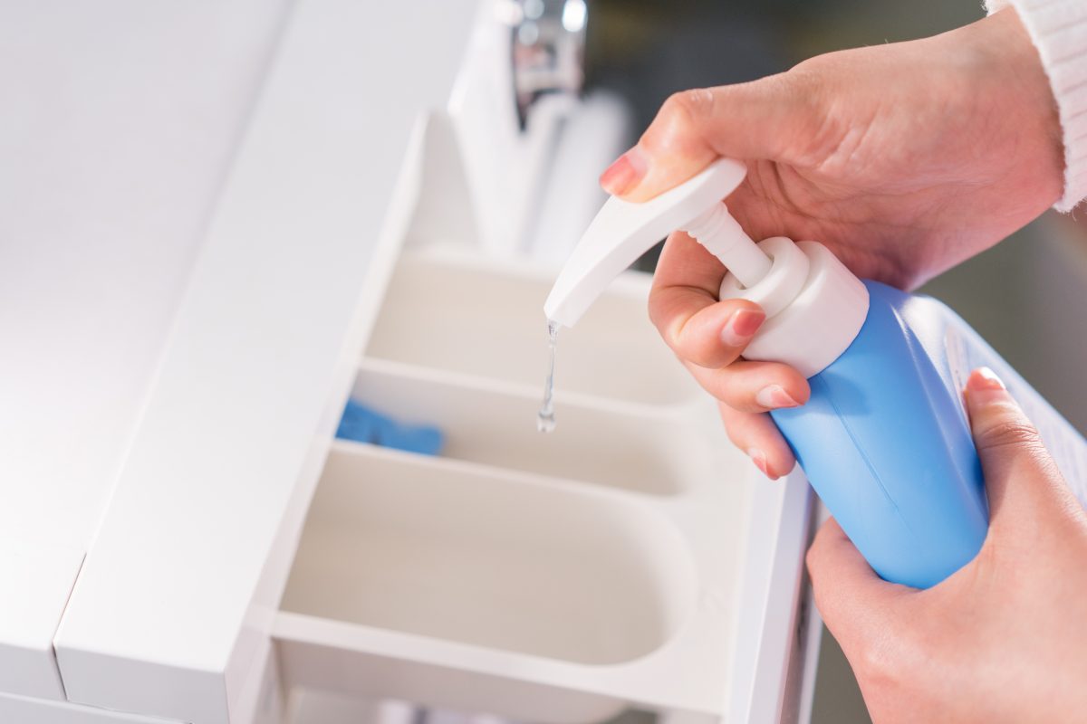 Where to Put Liquid Detergent in Lg Washing Machine