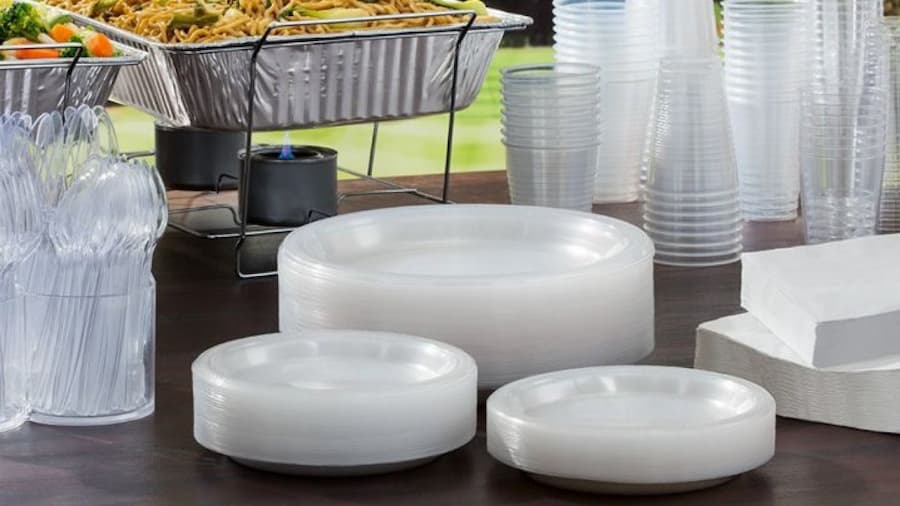 Disposable strong tableware set wholesale plastic