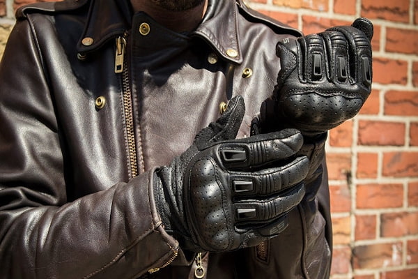 Purchase and price of Mens Leather gloves types