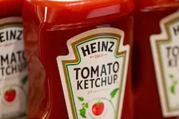 Tomatoes mini sachet ketchup bottles + The Best Buy Price