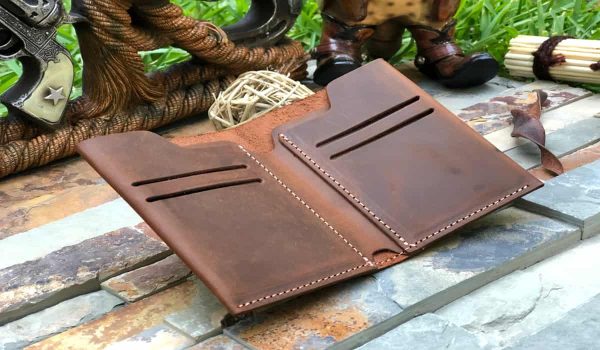 Purchase and Price of Top Wallet Leather Types