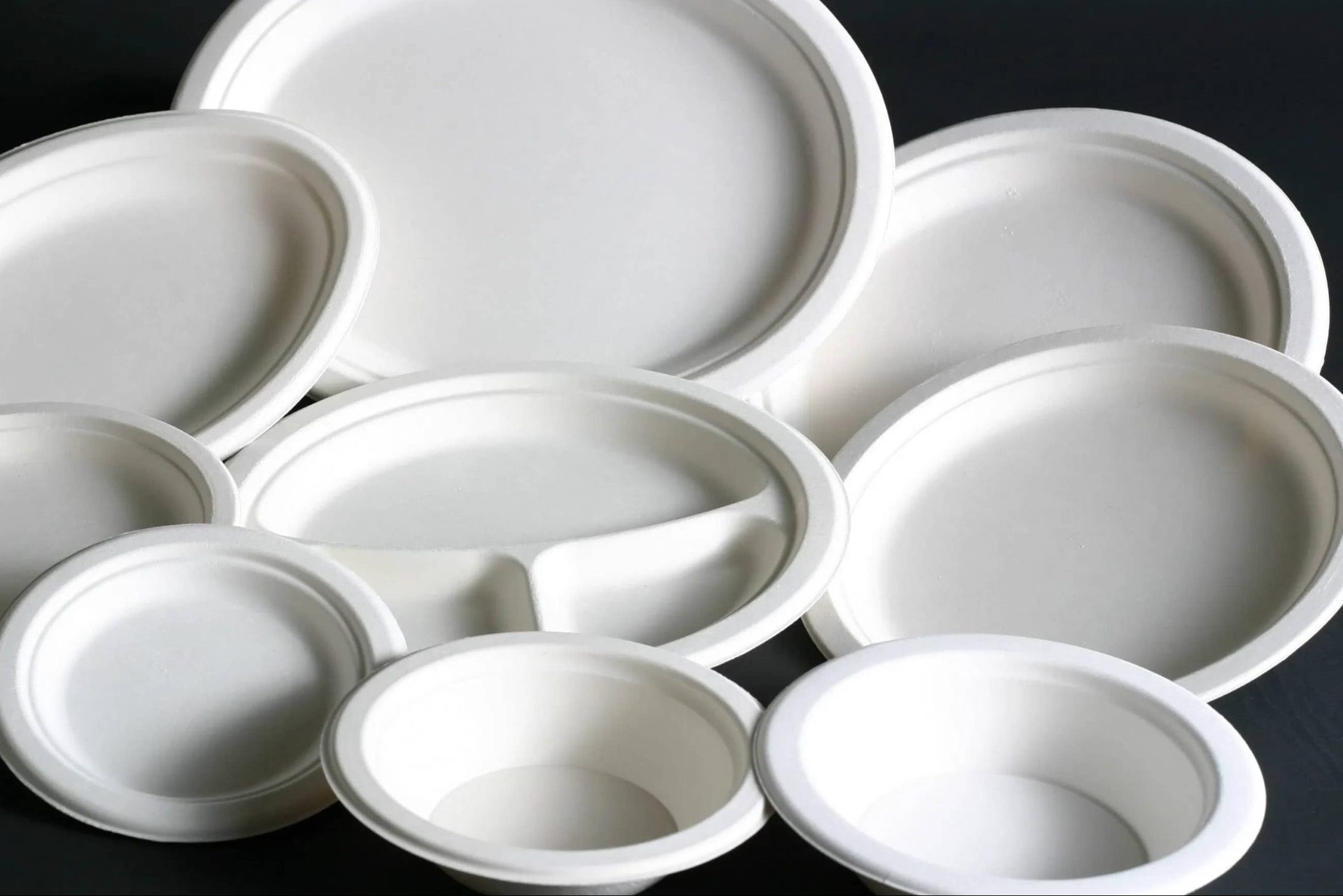 Heavy duty plastic white plates | Reasonable Price, Great Purchase