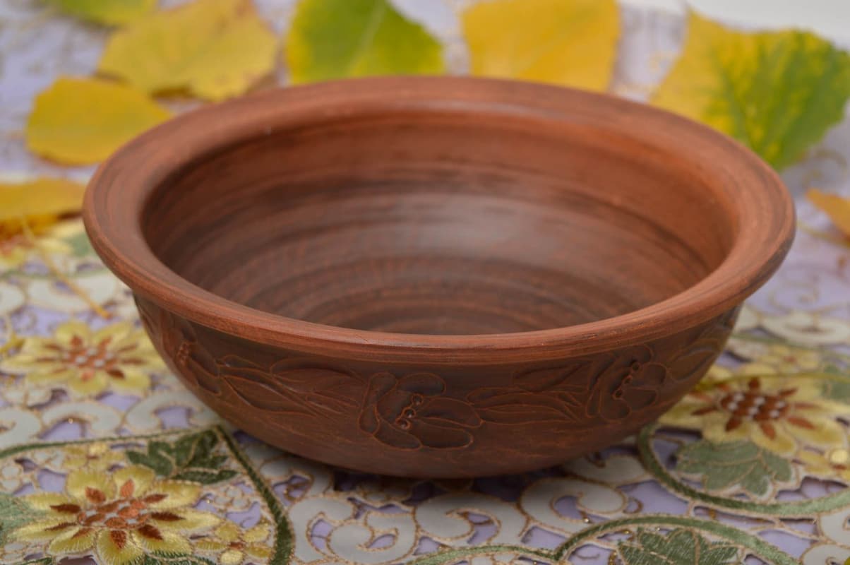 Small ceramic dish used in science